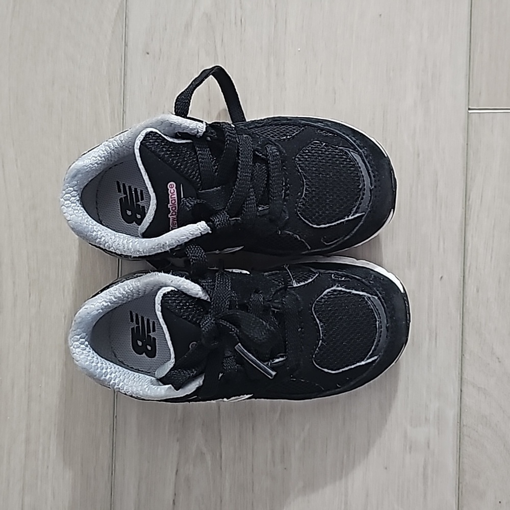 New Balance 990 Black size 7